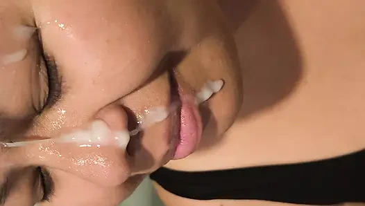 Single mom sucks it all day long