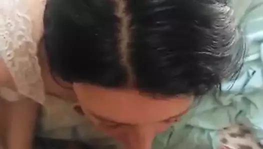 Güzel amatör Rus milf emmek çük