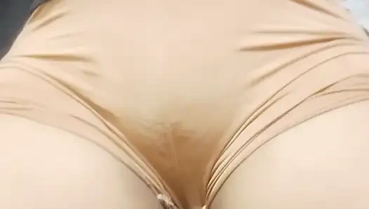 Arkadaşının karısının iç çekişi