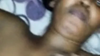 sudan horoz dokunmak onu vücut