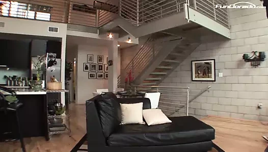 Beni becer ve beyaz spermini pisliğime dök