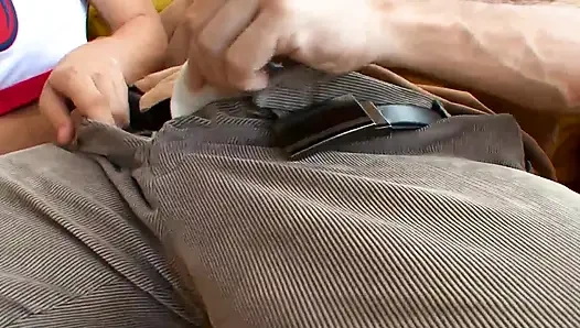 Amigo kız ve büyük yaşlı yarak