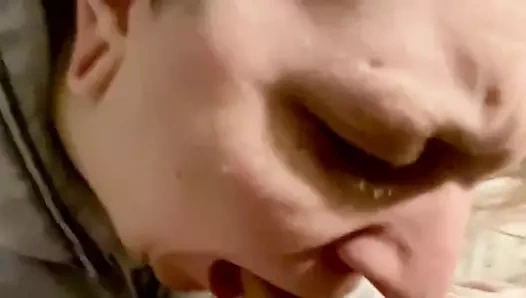 Biseksüel beyaz sürtük kullanılıyor