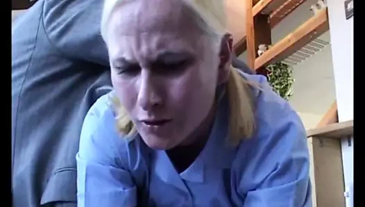 Liseli şaplak attı