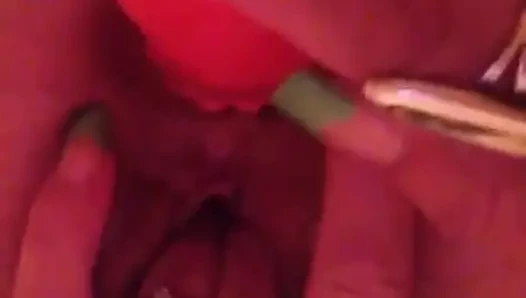 Anal oyuncak eğlencesi