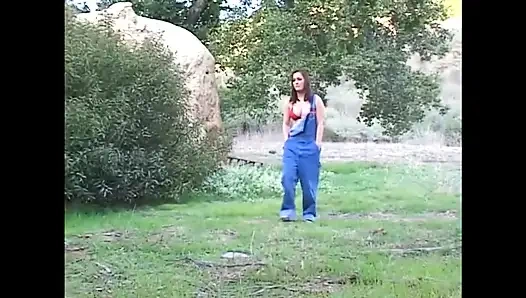 Yürüyüşte sikiştimle karşılaştım