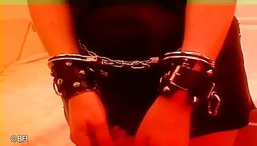 Bir cüce tarafından darbe