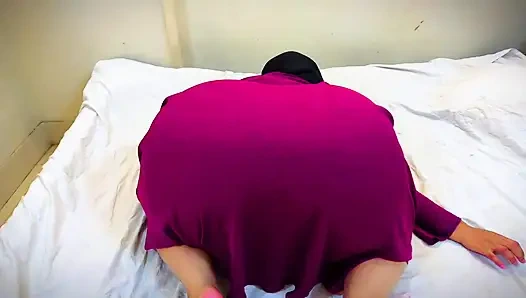 Muslim Moti Gand Vali Ladki Bistar Par chudai apna pati ko friend