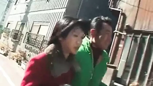 Sansürsüz japon porno milf emme horoz içinde halka açık yerlerde