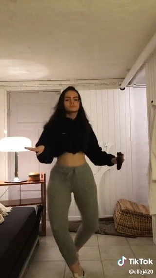 ellaj420-tiktok