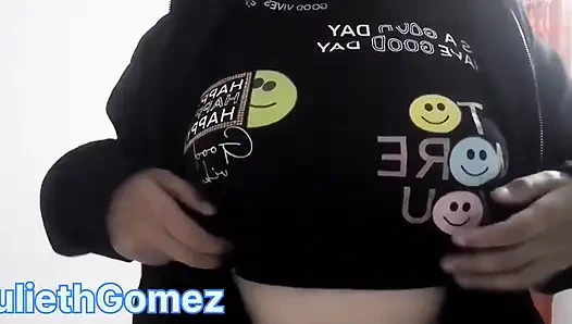 Sekreter olarak işim patronumu karısı olarak sikmeyi içeriyor (Casero Real)