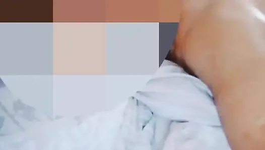 Patronumun karısının hamile olma arzusunu tatmin ediyor