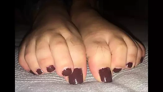 Niki seksi (39 numara) ayaklarını hareket ettiriyor