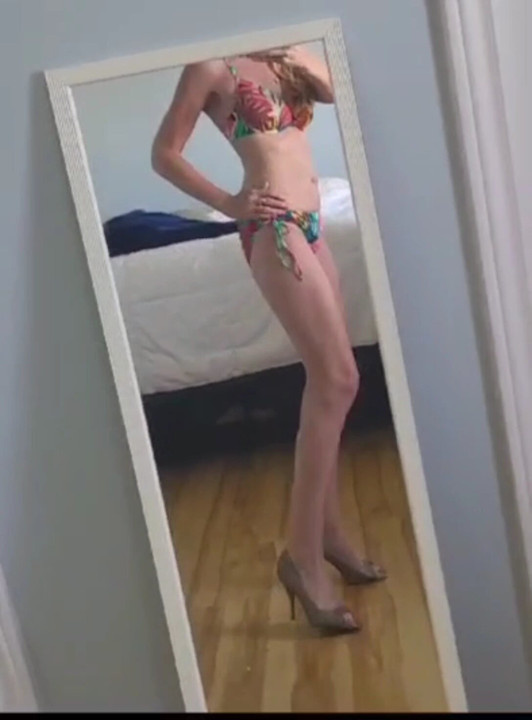 Hotwife Showing off in a teeny Bikini