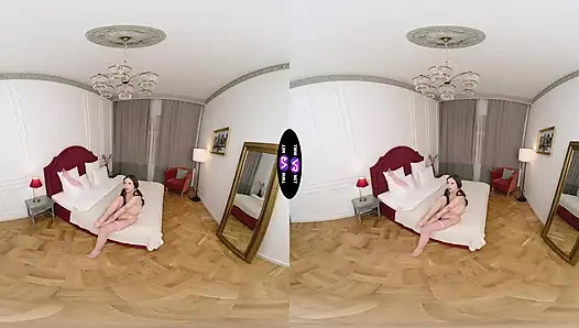 Mandy Moon seksi külotlu çoraplı solo gösteride sıkı amını azdırıyor - teenmegaworld
