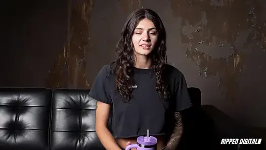 Ramona Vixen işkence etmekten ve zevk için yalvarmadan salyalar akıyor