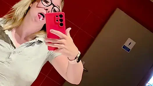 Grenoble yakınlarındaki Les Corbiers beldesinde dağlarda kendimi parmaklıyorum