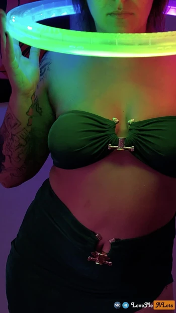 Короткий тикток с лампой