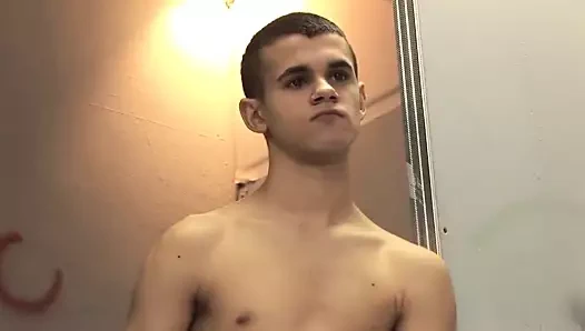 Hammerboys.tv mevcut zafer delikleri pepe toscany