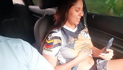 Uber kullanıcısı eve dönerken sürücünün önünde mastürbasyon yapıyor.