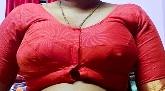 Hot girl comes to her boyfriend's friend's house and has sex with him