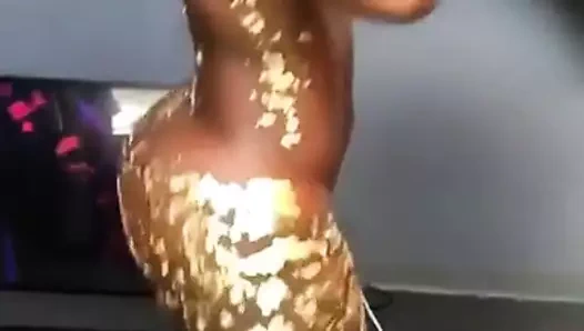 Altın pul ile çıplak siyah kız