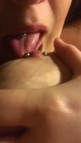 yalama ve emme deldi meme