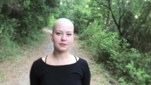 Vilu vidish yüze tükürme