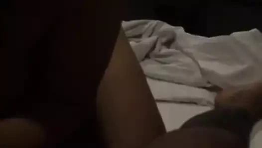 Srilankan Filipinli bayan berbat srilankan(my)9 inç( bbc)