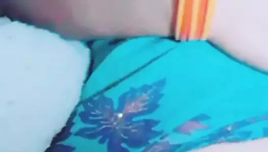 Ateşli seksi yenge büyük boy ateşli seksi amcık evde tüm insanlar uyandı, çıplak mastürbasyon yapmak zorundayız, amcığımın içinden çok sabırsız oluyorum