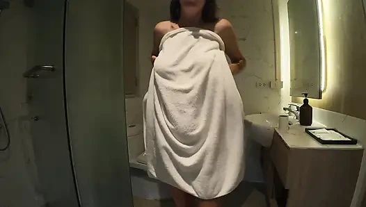 Benimle striptiz ve duş