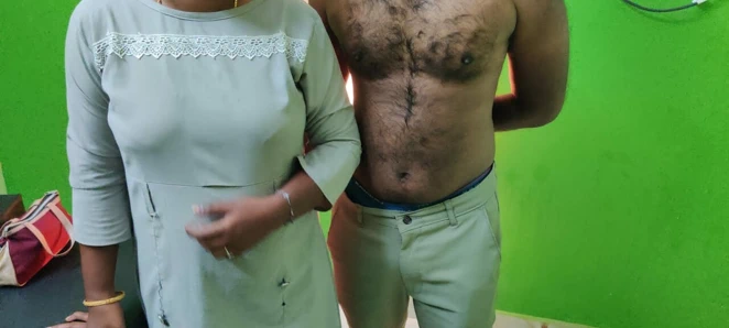 Öğretmen öğrencinin sikini emiyor