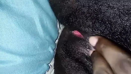 Abanoz amcık sikilmeye hazır