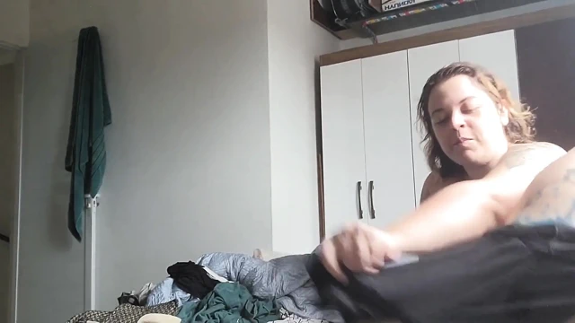 Uzun mesafeli kız arkadaş özel bir şey buldu, seni çok özledim