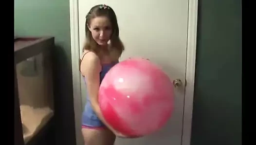 Yeni eteğim biraz kısa mı?