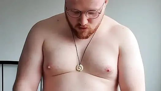 Burada yarağımı gırtlağına kadar alan birine ihtiyacım var