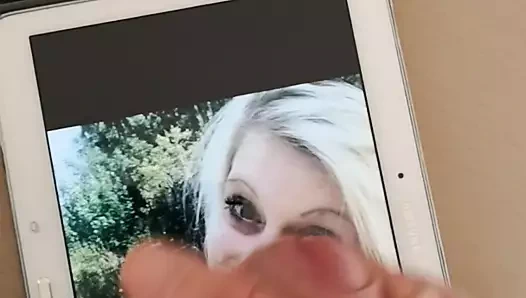 chouchou tu le merite bien quelle salope