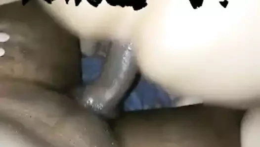 Kadın kılıklı büyük zenci yarağıma biniyor (bölüm 1)