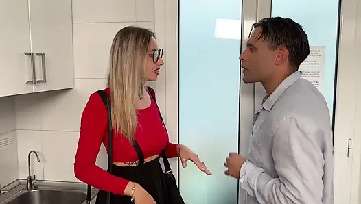 Barselona'da Evli Bir Adam Bir Turistle Yattı