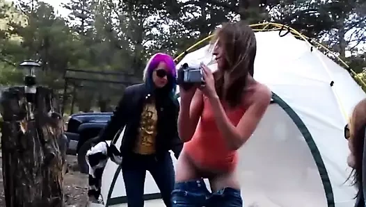 Blackberry'imden atılımı kamp klipleri... Kim o hafta sonu çektiğimiz videoları görmek ister?