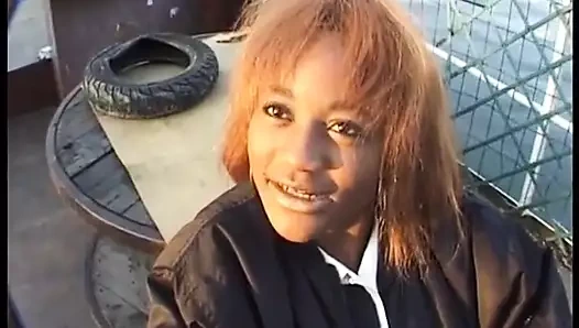 Julia'nın büyük anal indianresi