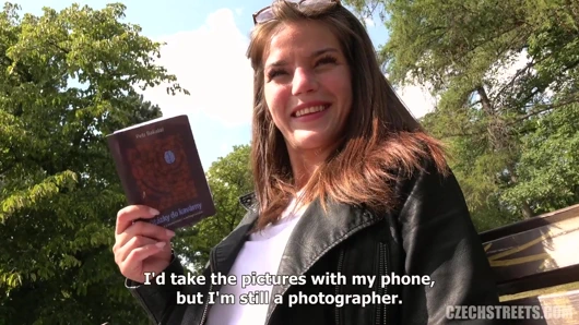 Çek sokakları - şimdiye kadarki en ürperen kız