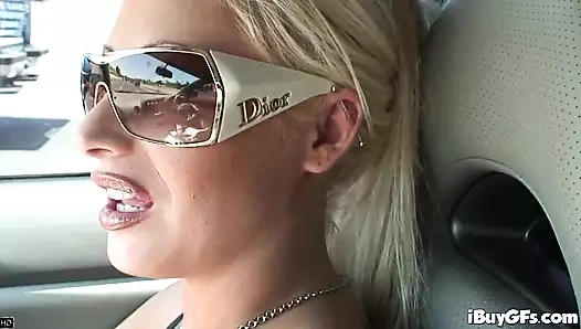 Candy Manson meme zonklayan yarağı sikiyor