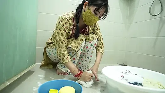 Hintli hizmetçi kız