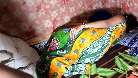 Kocam benim sıkı kedi yalamak için bir tesisatçı gönderir!desi tumpa