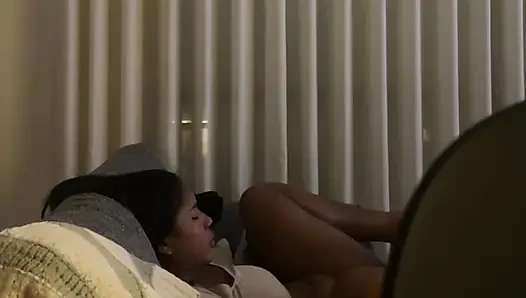 Fışkırtmama kadar beni emiyor ve amımı yalıyor -amatör çift- nysdel