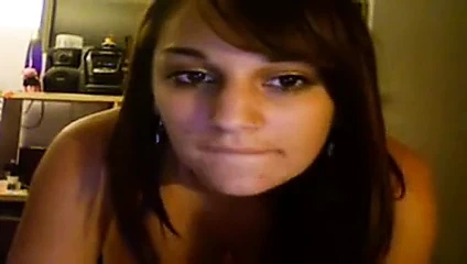 sevimli sıkı gövdeli amatör esmer cam kız soyunma