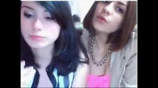 ben ve elizabeth sigara içiyor