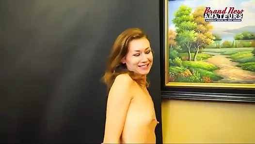 Meredith Jamie minik dövmeli esmerler gırtlağına kadar tutku paylaşıyor!
