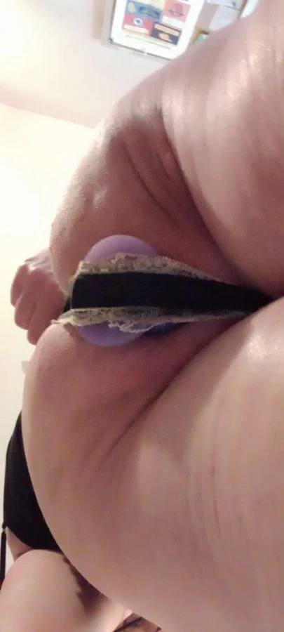 Kaygan tıkaç ve tanga